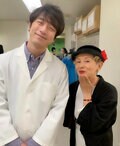 夏木マリ、坂口健太郎との2ショットを公開「菅波先生もゴキゲン！！」