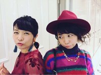 三倉茉奈　にゃんこスター・アンゴラ村長のモノマネ写真をノリノリ披露、佳奈は困惑