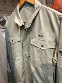 おばたのお兄さん『ロンドンの古着ストリートに日本の会社の作業着!?』