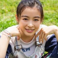 「天使やん」「かわいすぎる」森七菜、自然をバックにキュートな“スマイル”ショットを披露しファン悶絶