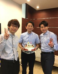 有吉弘行、ノブコブ吉村&小宮に誕生日を祝福される「恥ずかしい。。。」