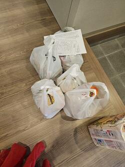  小原正子、息子達が2人で10束食べた昼食「それでもまだ足りないかんじ」 