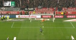 「本田圭佑かよ！」疑惑の判定への猛抗議も完全無視　相手GKを嘲笑うような“ど真ん中PK弾” 強心臓すぎるギニアの怪物・ギラシがトドメの一撃を叩き込んだ瞬間