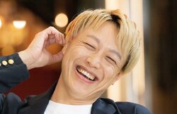 お見送り芸人しんいち、“音楽ネタにだけは手を出したくなかった”理由明かす「今はギターないと足震える体」