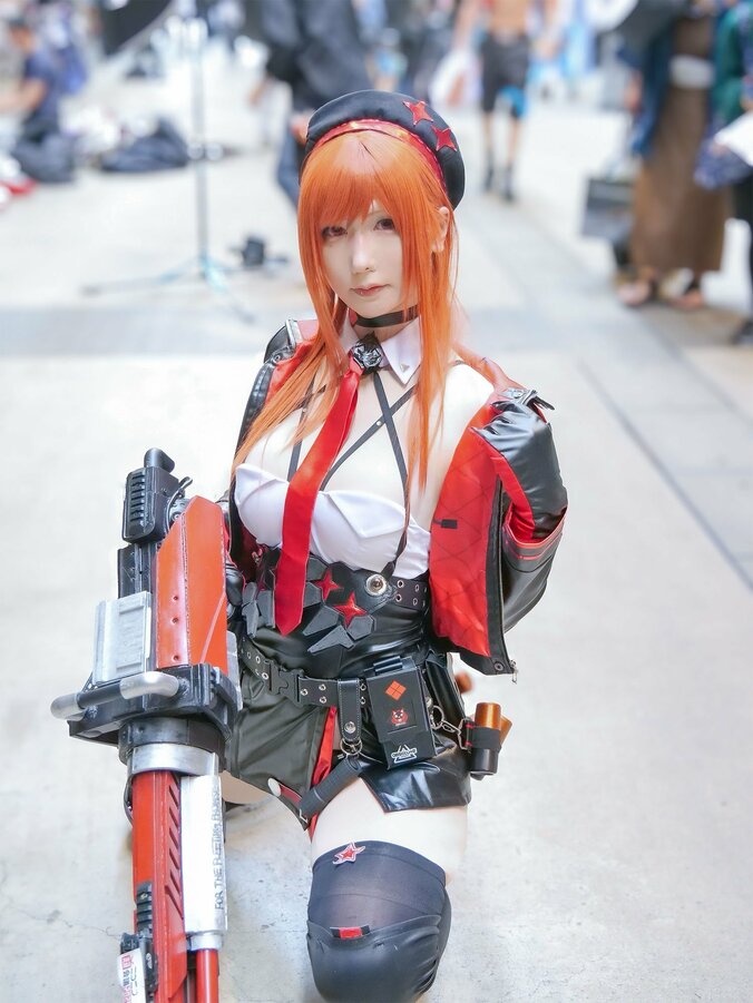 【写真・画像】『勝利の女神：NIKKE』ラピ：レッドフードコスプレ画像　1枚目