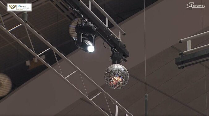 犯人はこのスポットライト