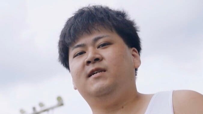 【写真・画像】「いつか住むタワーマンション」 13年引きこもりの22歳“幼卒”男性がラップ披露　1枚目