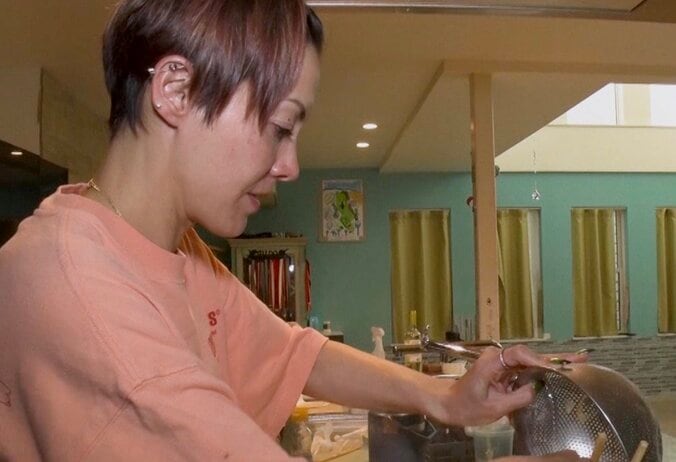 【写真・画像】「居酒屋みたい」4児の母・土屋アンナ、“99円の大根”を使った夕食に絶賛の声「料理上手だ！」　1枚目