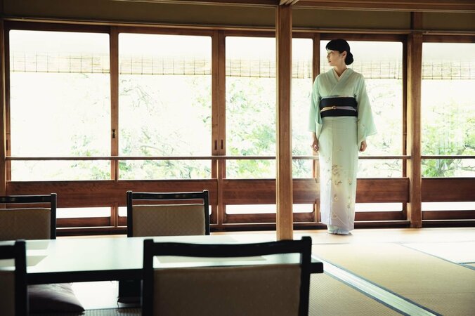 “怖い女”役が続く水野美紀、今度は相手を言葉で刺す略奪女に　「この怖さはこの年齢にならないと出せないもの」 5枚目