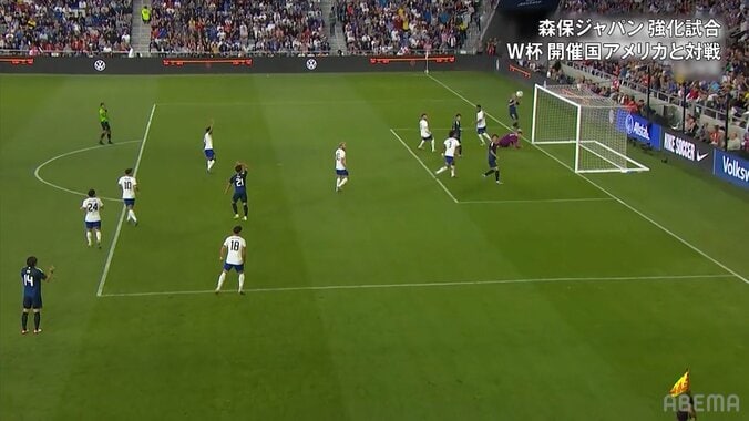 嘘だろ？伊東純也の高精度“左足”コントロールクロスにスタジアム騒然「左足も流石の精度」 4枚目