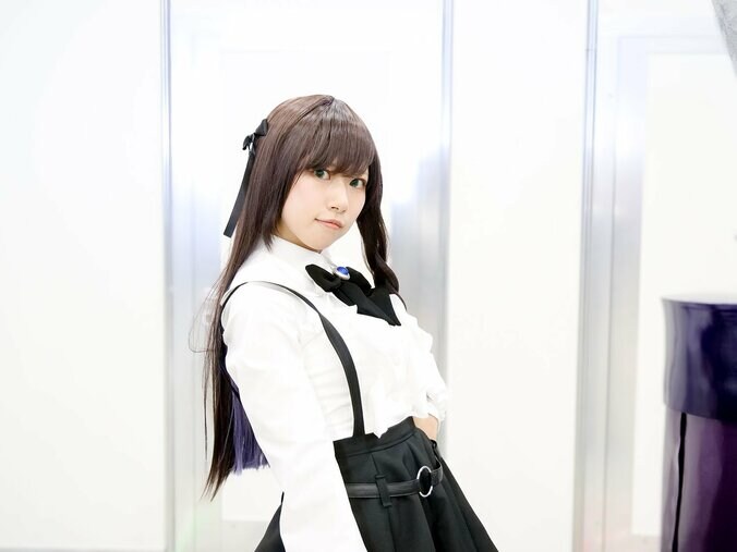 [Photos/Images] Troubles Due to Size as Well... 'Alina's Cosplay from 'I May Be a Guild Receptionist' Pays Attention to Skirt Balance and Body Line! 2nd