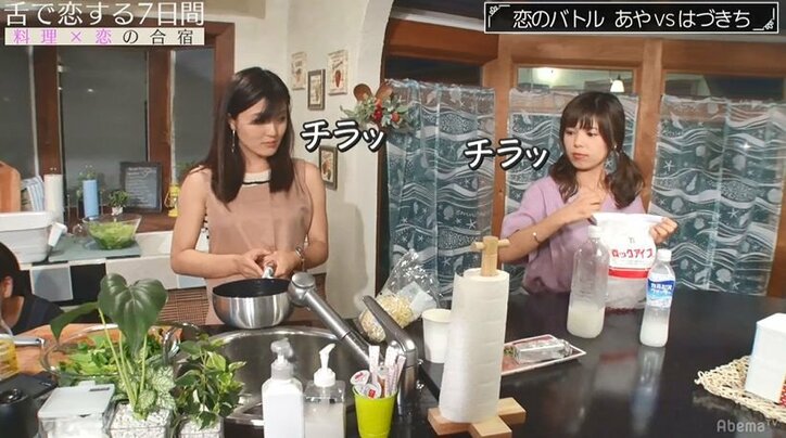 「お前ら、2日目の距離感じゃない」「イチャつくのやめて」積極的グラドルと肉食ファイターの仲に他メンバーが苦言！？