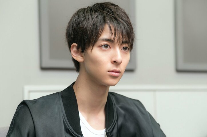 高杉真宙、大先輩・長谷川博己らとの共演に緊張 クランクアップは「飛び上がるほどの開放感」