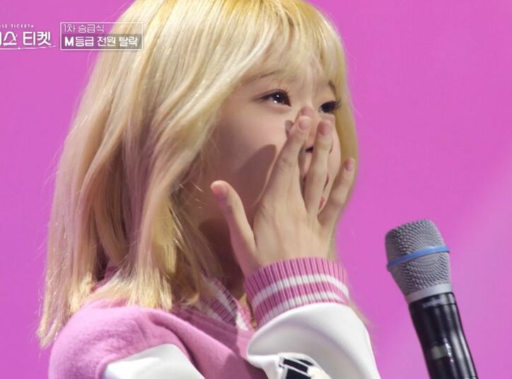 【写真・画像】異例のスター性と成長の早さ!注目の金髪の16歳日本人練習生、未経験から信じられないレベルアップに涙で声を震わせる「頑張るから…」 3枚目