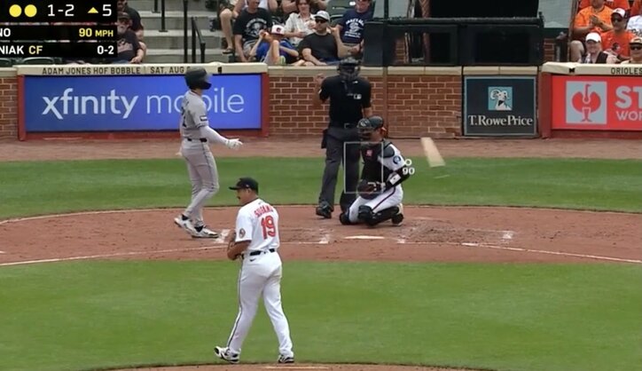 【写真・画像】球場騒然！ 菅野智之、魂のストレートで“衝撃の光景”「エグいな」球速以上に伸びる直球→打者が“マン振り三振”「気持ち入ってる」　1枚目