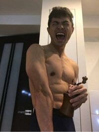 小島よしお　薄着のメリットと冬がダイエットに向いている理由を解説