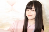 橋本環奈、セーラー服姿の映画オフショットを大放出「横顔美しい」とファン歓喜