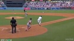 大谷翔平、衝撃の“175キロ”爆速ヒットが相手グラブをはじき飛ばす…“わかっていても捕れない”超速打球にファン驚愕「今年もこの打球見れるんやなー」