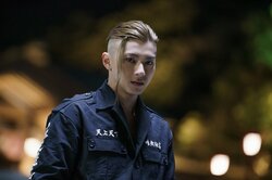 山田裕貴が“ドラケン”ヘアーに 『東京リベンジャーズ』断髪式動画