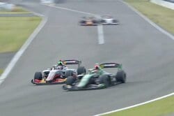 「2005年のライコネンだ！」とファン熱狂 残り2周の“大逆転劇” 宮田気合いの首位奪取に反響｜スーパーフォーミュラ