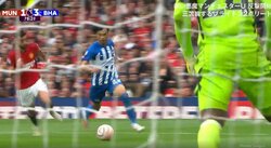 三笘薫、誰より早い動き出しからの超速フリーラン！凄まじい駆け上がりで1対1の決定機を作り…ファンのボルテージが最高潮に達した瞬間