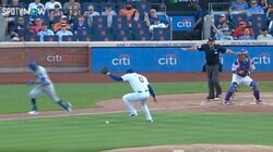 えっ？ この場面で…！？ ドジャース、予期せぬ作戦で“異変”が起きた…！ 相手ピッチャーのリアクションがヤバすぎると話題に「危ねえw」「高校野球かよ！」