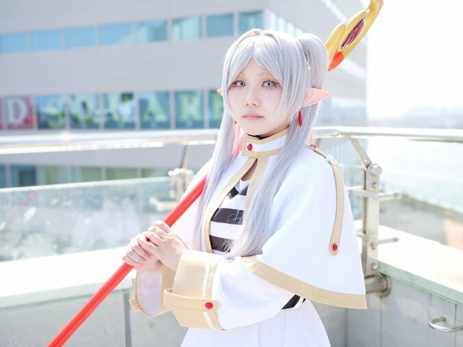 【写真・画像】「本当にお姉さん？」フリーレンの年齢不詳顔に挑戦！『葬送のフリーレン』コスプレ　1枚目