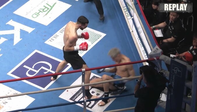 テンカオに戦慄カウンターで「一撃KO」