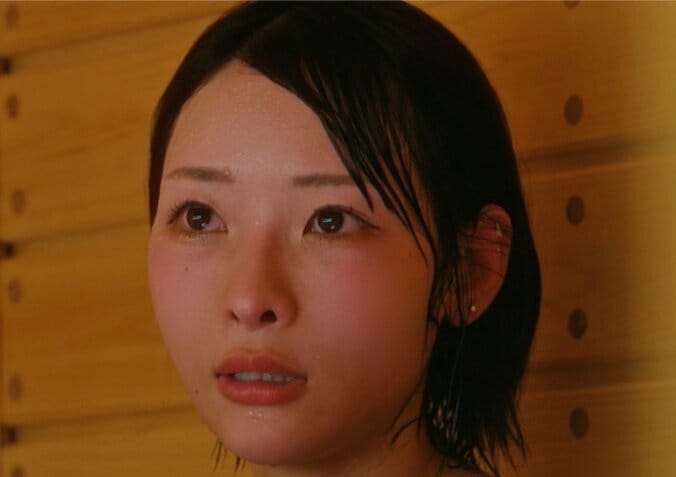 【写真・画像】「卵子凍結してる」1年で100人と婚活したバツイチ32歳美女が水着姿で大胆告白！ハイスペ男性に告げた切実な“タイムリミット”　1枚目