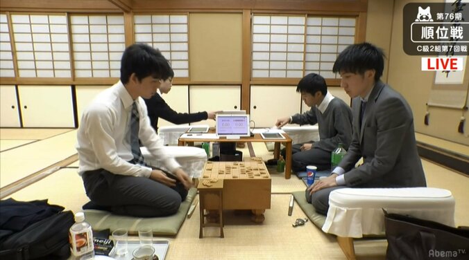 将棋・藤井聡太四段、順位戦C級2組で無傷の7連勝！“一期抜け”へあと3勝 1枚目