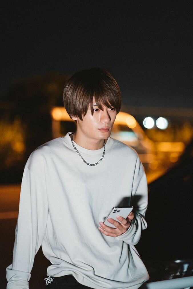 かいと&モモカ、2人の恋はまだ終わっていなかった！？予想外のLINEにメンバー騒然…危険な恋の再燃『虹オオカミ』第11話 2枚目