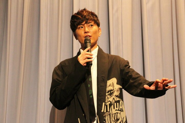 間宮祥太朗&矢本悠馬、タクシーの降り際はキスが恒例「チューしないと降りない」