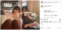 佐藤健&井上真央のソファでまったりする2ショットに「ずっと見ていたい」「お似合いの最高級」と称賛の声『100万回言えばよかった』