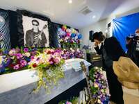 ダイアモンド☆ユカイ『ロック葬』