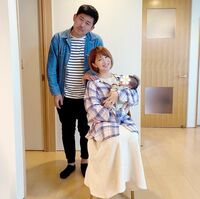 矢口真里、岡野陽一との家族風ショットにファンから「赤ちゃんとの3ショットとても素敵」の声