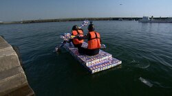 “紙パック830個”自作の舟で琵琶湖を渡りたい 落水のアクシデントも 到達なるか？