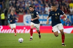 “2戦連続アシスト”のテオ・エルナンデスがフランス代表の攻撃を加速させる　エース・ムバッペとの好連携で左サイドを制圧