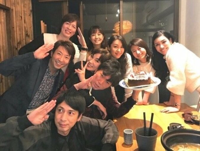 スピワゴ小沢、鈴木紗理奈&馬場典子アナらから誕生日祝福される 1枚目