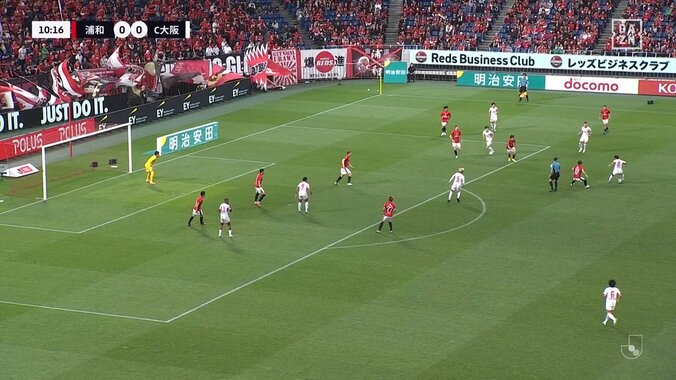 【映像】華麗なヒールタッチで相手を出し抜いた瞬間