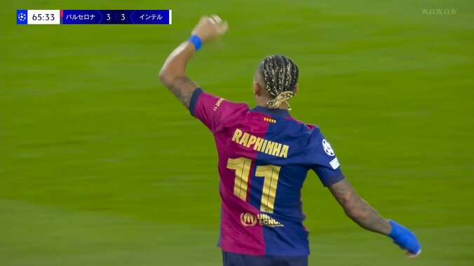 「絶対当たりたくない、穴開く」SNS騒然！バロンドール候補が放ったド迫力の“殺人級”弾丸ミドルが話題沸騰「ロケット砲」「銃弾のよう」 3枚目