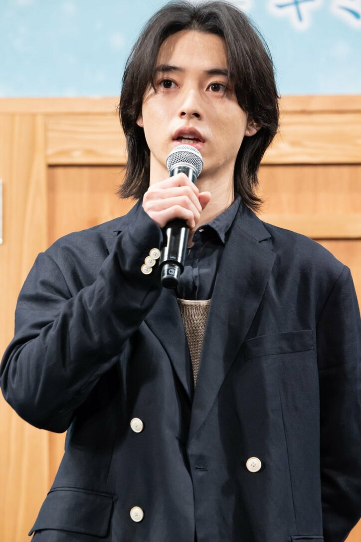 山崎賢人、久々のラブストーリーに「恥ずかしかった」と大照れ