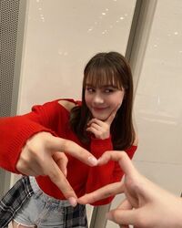 NiziU・ニナ、メンバーとのオフショットを一挙公開 「どれもかわいい 大好き」とファン絶賛