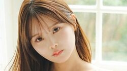 「片岡篤史チャンネル」アシスタントでも話題・吉田恵美、色香あふれるランジェリーグラビア 『FLASH』初登場