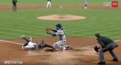 サヨナラの走者がブチギレ！後味が悪すぎる結末　一体、何が起こった！？ 審判の判定が物議を醸す… まさかの本塁突入死でゲームセットした瞬間