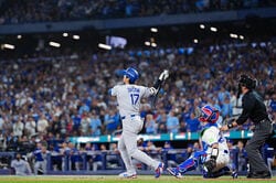 なんで…！？ 大谷翔平に「ドン引き」衝撃の“高弾道アーチ”→相手野手の様子がおかしくなる「怖すぎるだろ」