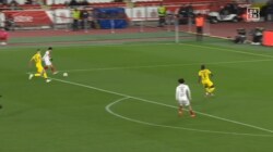 「決定機全外し」「枠飛ばせよ！」南野拓実の完璧な崩し＆絶妙パスも“アシスト未遂”に終わり「草も生えん」「なにしてんの」ファンから辛辣な声