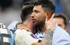 決戦前夜は親友と共に…アルゼンチン代表メッシ、引退アグエロとのルームシェア再び！