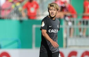 「えぐいの決めてる」公式戦デビューで堂安律が名刺がわりのパーフェクトFK弾「バケモンか」