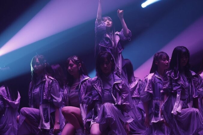 「悩みに悩んで…」「7回書き直し」乃木坂46の新曲『Route 246』は小室哲哉が楽曲提供! センターは“TKファン”の齋藤飛鳥 1枚目