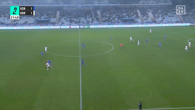 「完全に別格だな」中村敬斗が起点！華麗な“2枚かわし”ドリブルから右足一閃「上手すぎる！」圧巻フィニッシュでゴールを呼び込んだ瞬間 4枚目